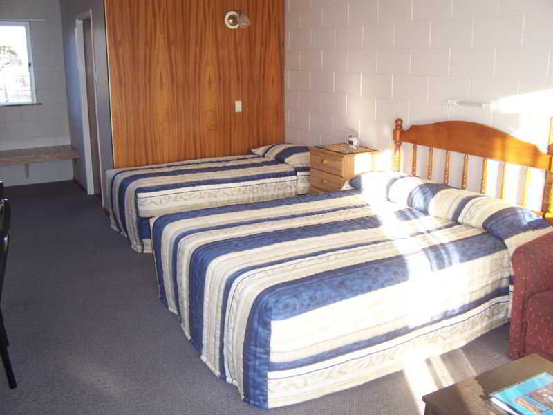 Alpine Motel Oamaru Exterior photo